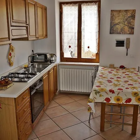 Antica Corte Albisano Torri Del Benaco