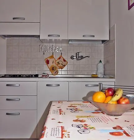 Appartamento Antica Corte Albisano Torri Del Benaco